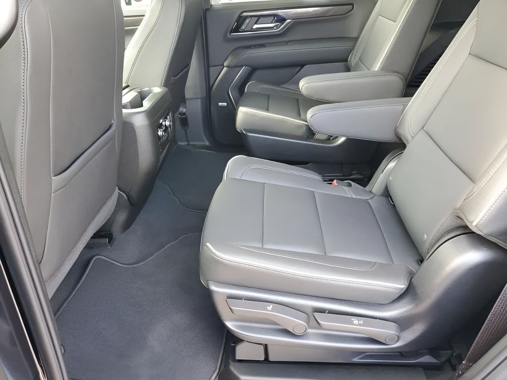 New Car 2025 Gmc Yukon  Elevation For Sale Under $90,000 In Austin, Texas