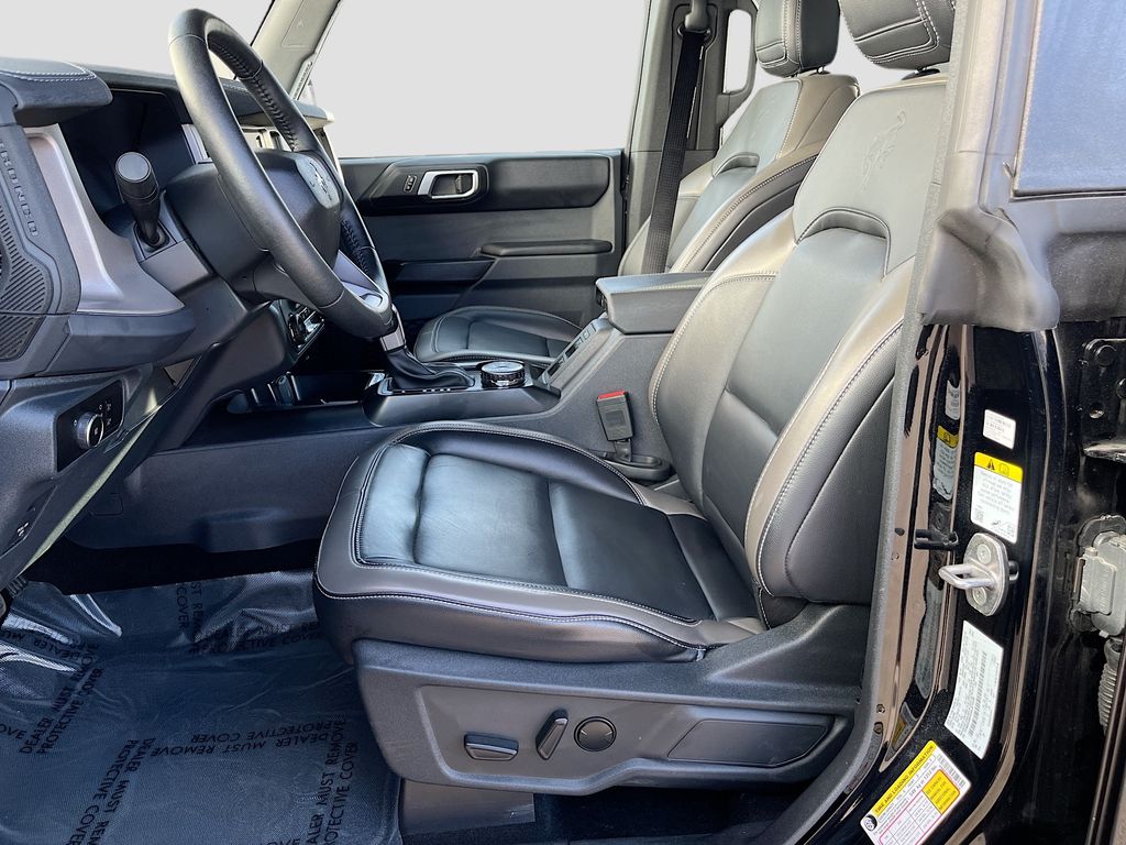 Used 2025 Black Ford Outer Banks image 21