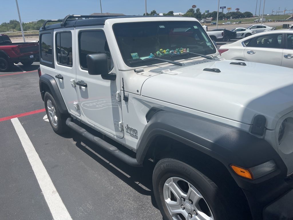 Thumbnail: 2019 Jeep Wrangler - 3