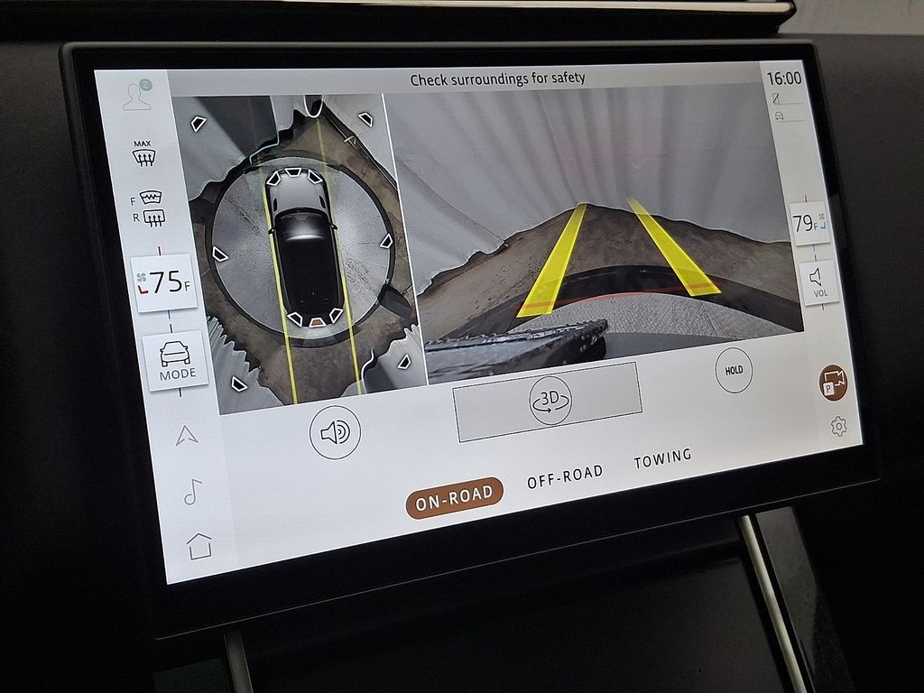 Thumbnail: 2026 Land Rover Range Rover Velar - 16