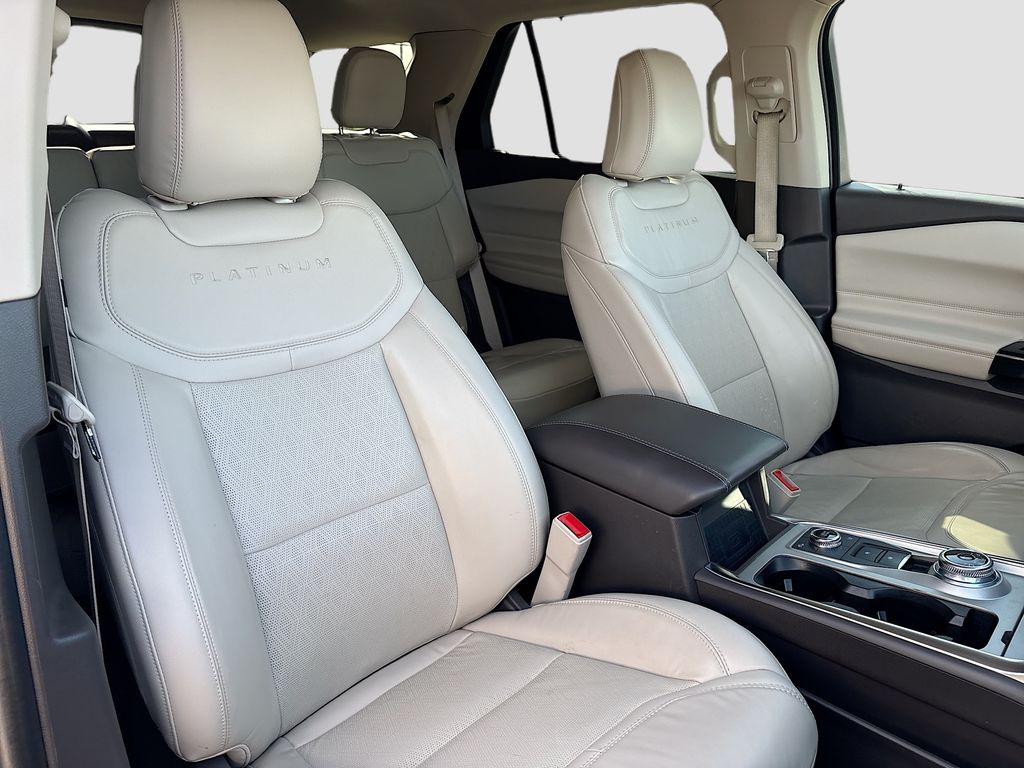 Used 2023 Blue Ford Platinum image 31