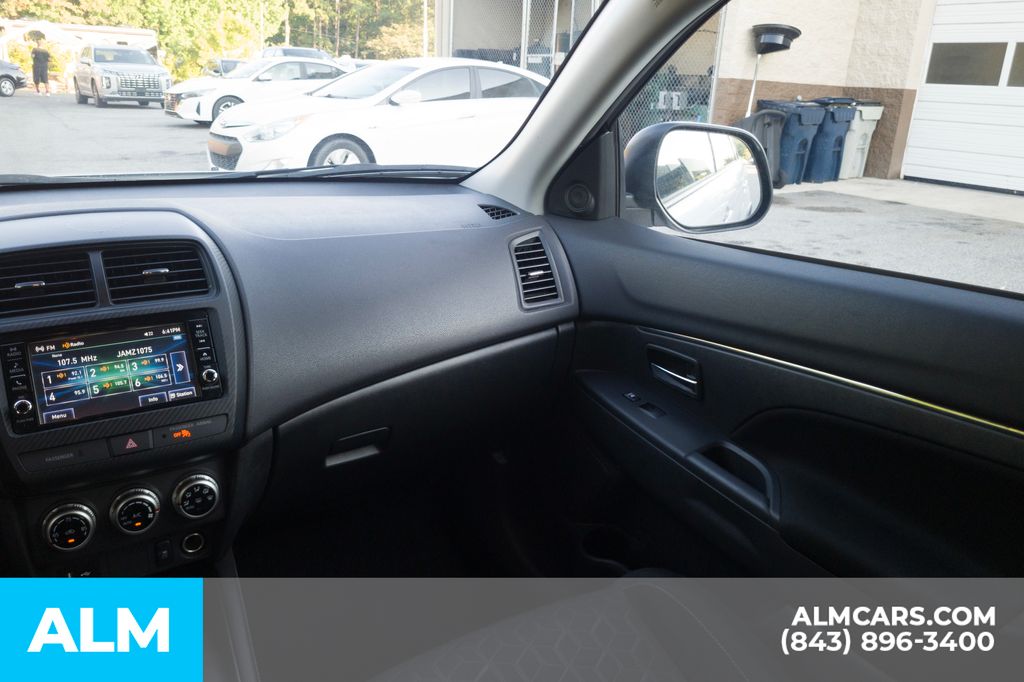 Used 2024 White Mitsubishi 2.0 ES image 18
