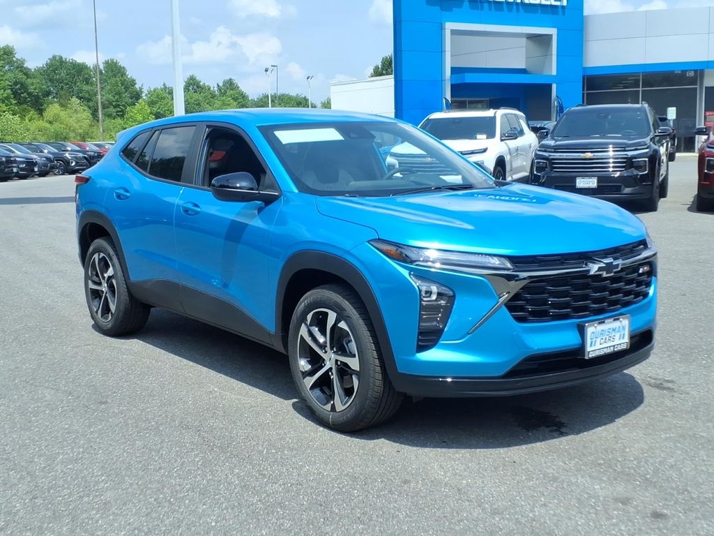 Marina Blue 2026 Chevrolet Trax RS with 1RS FWD SUV / Crossover Front-Wheel Drive 6-Speed Automatic