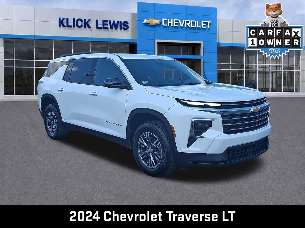 2024 Chevrolet Traverse LT White at Carlisle Cadillac Buick GMC