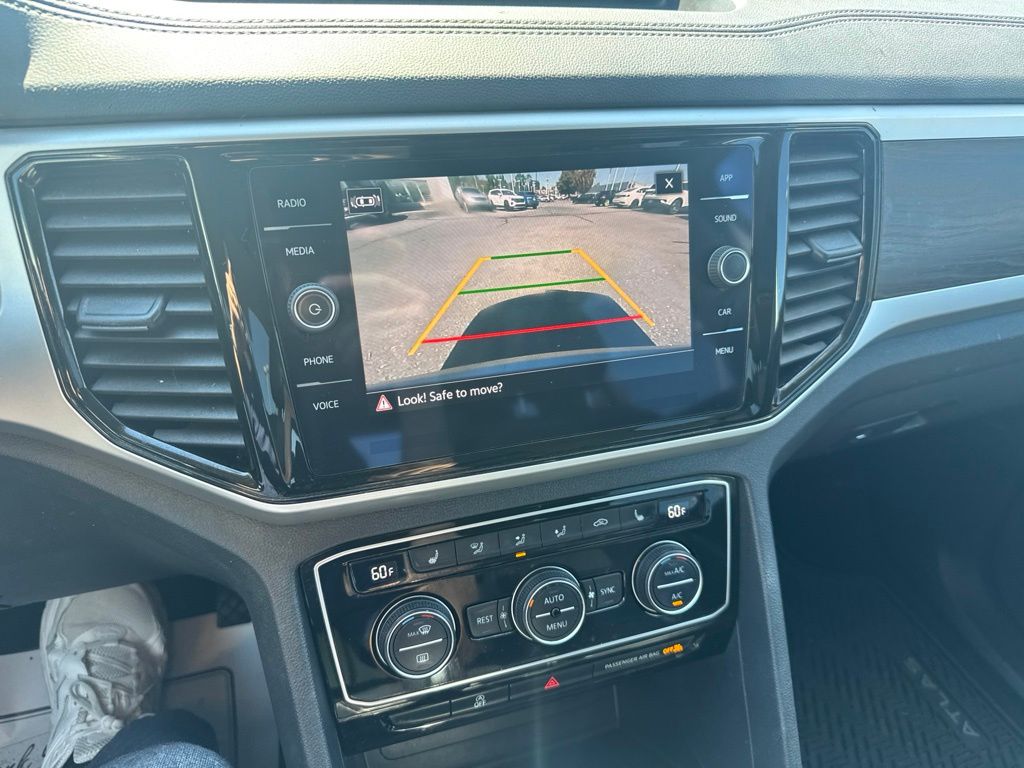 2022 Volkswagen Atlas 3.6L V6 SE w/Technology Silver at Sutliff Volkswagen