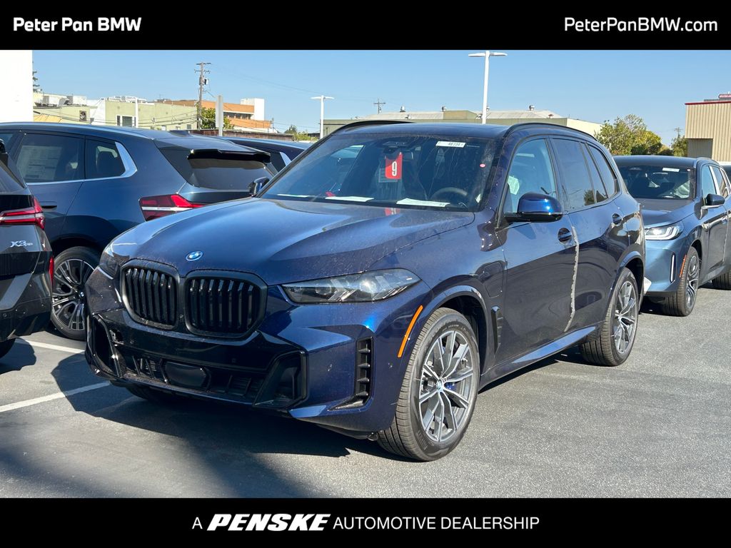 Thumbnail: 2026 BMW X5 - 1