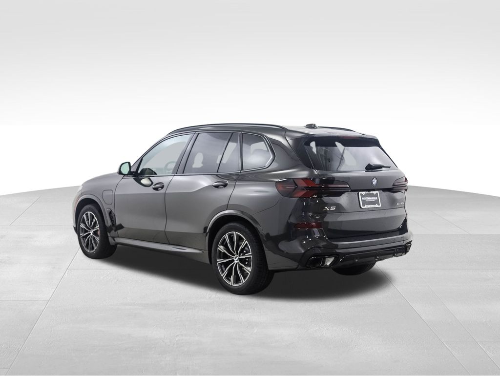 2026 BMW X5 xDrive50e 3