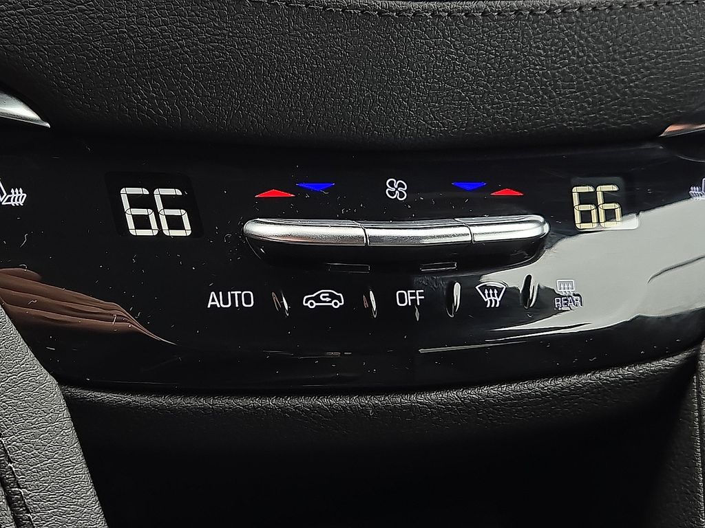 Used 2024 Cadillac XT5 Premium Luxury For Sale in Farmington, AR
