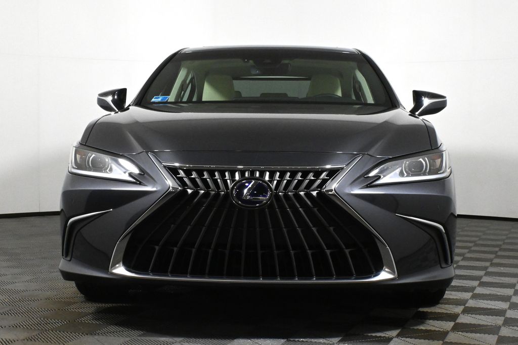 2022 Lexus ES Hybrid 300h Luxury 10