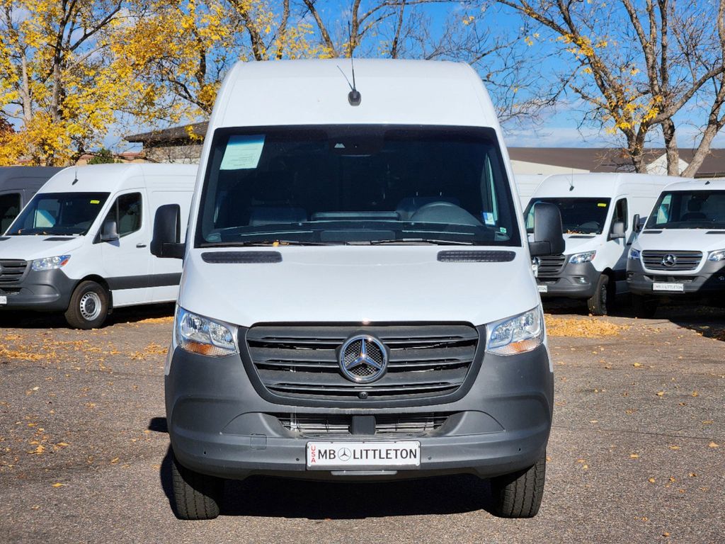 2024 Mercedes-Benz Sprinter 3500 Cargo 170 WB 2