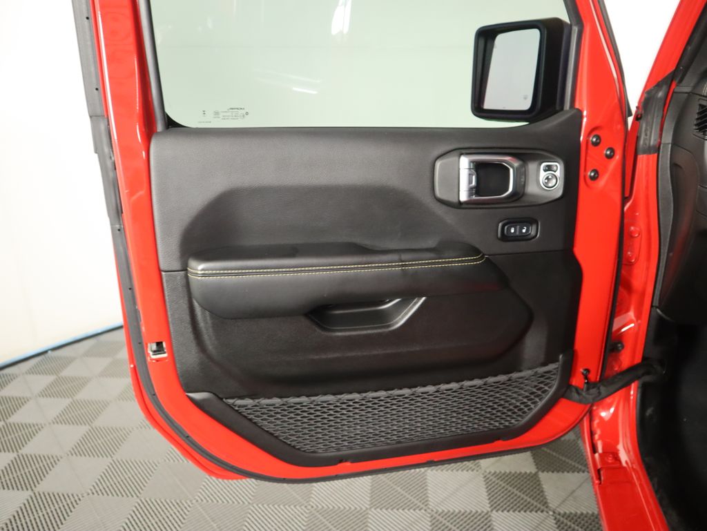 Thumbnail: 2024 Jeep Wrangler - 25