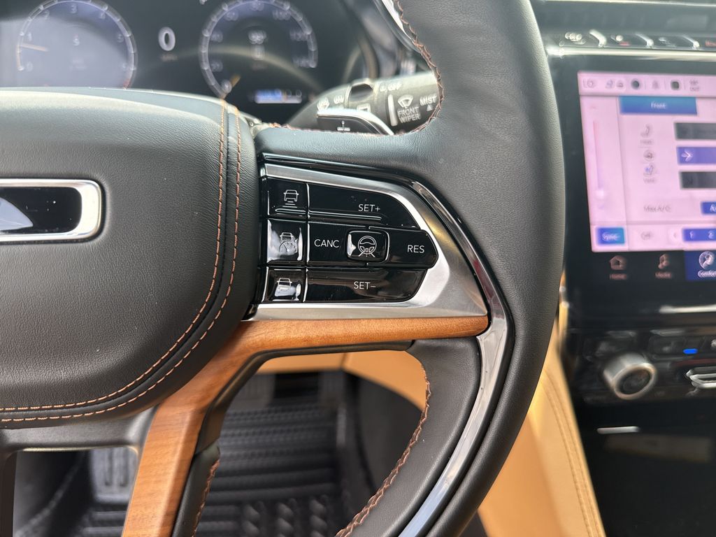 2025 Jeep Grand Cherokee Summit Reserve White at Victoria Chrysler Dodge Jeep Ram