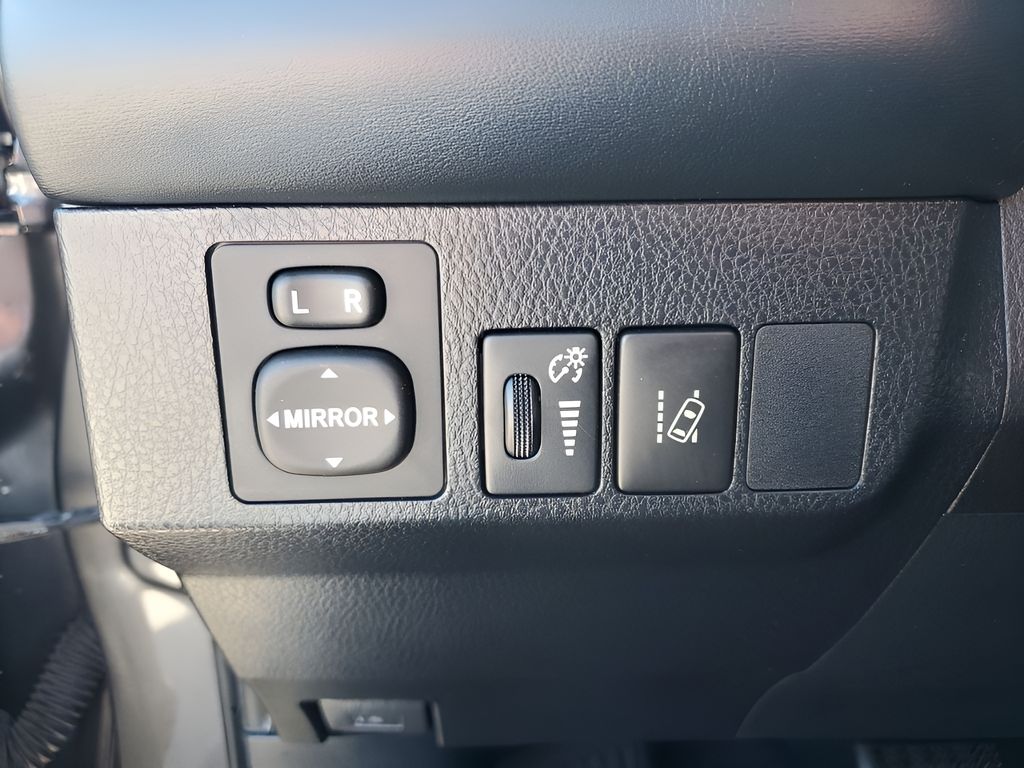 Used Car 2018 Toyota Rav4  Xle For Sale Under $25,000 In Austin, Texas