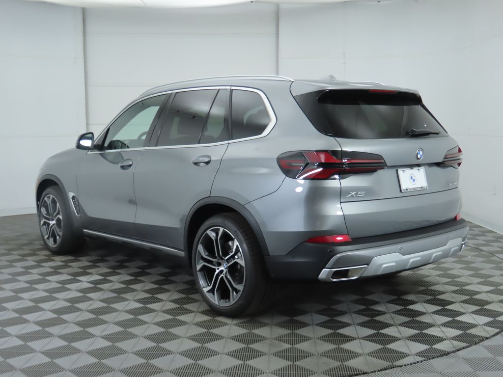 Thumbnail: 2026 BMW X5 - 8
