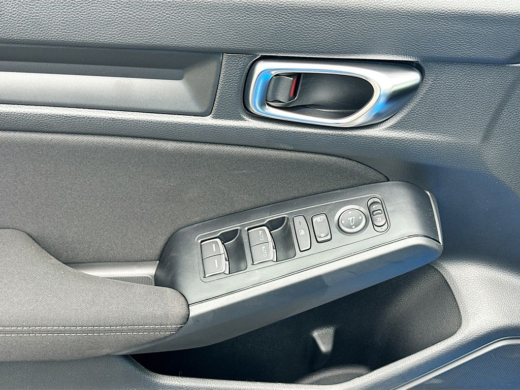 2025 Honda Civic Sport 18