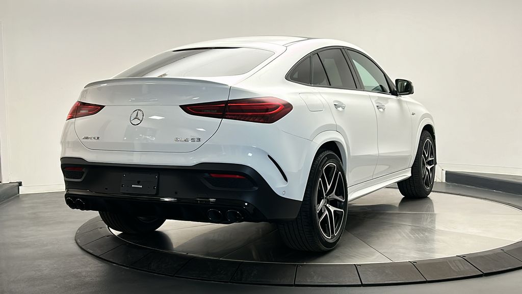 2025 Mercedes-Benz GLE 53 AMG 7