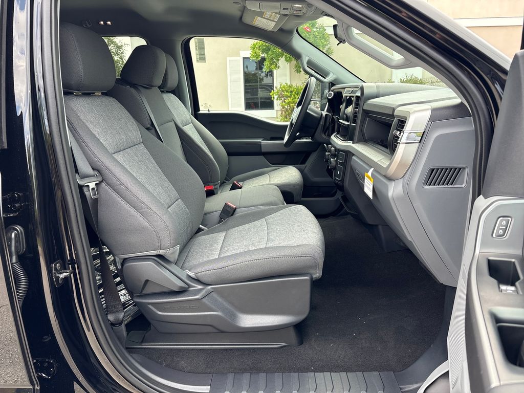 New 2026 Black Ford XL image 5