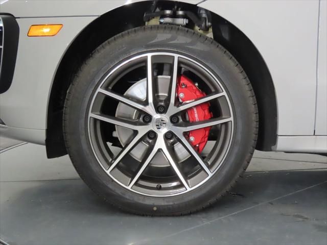 Thumbnail: 2026 Porsche Macan - 11