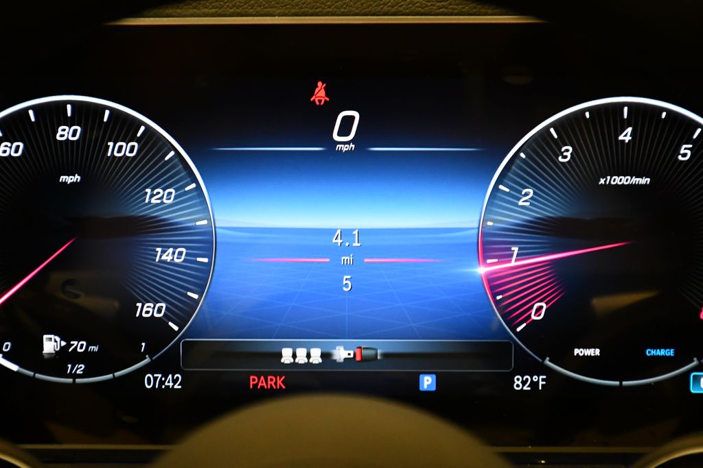 Thumbnail: 2026 Mercedes-Benz GLE - 25