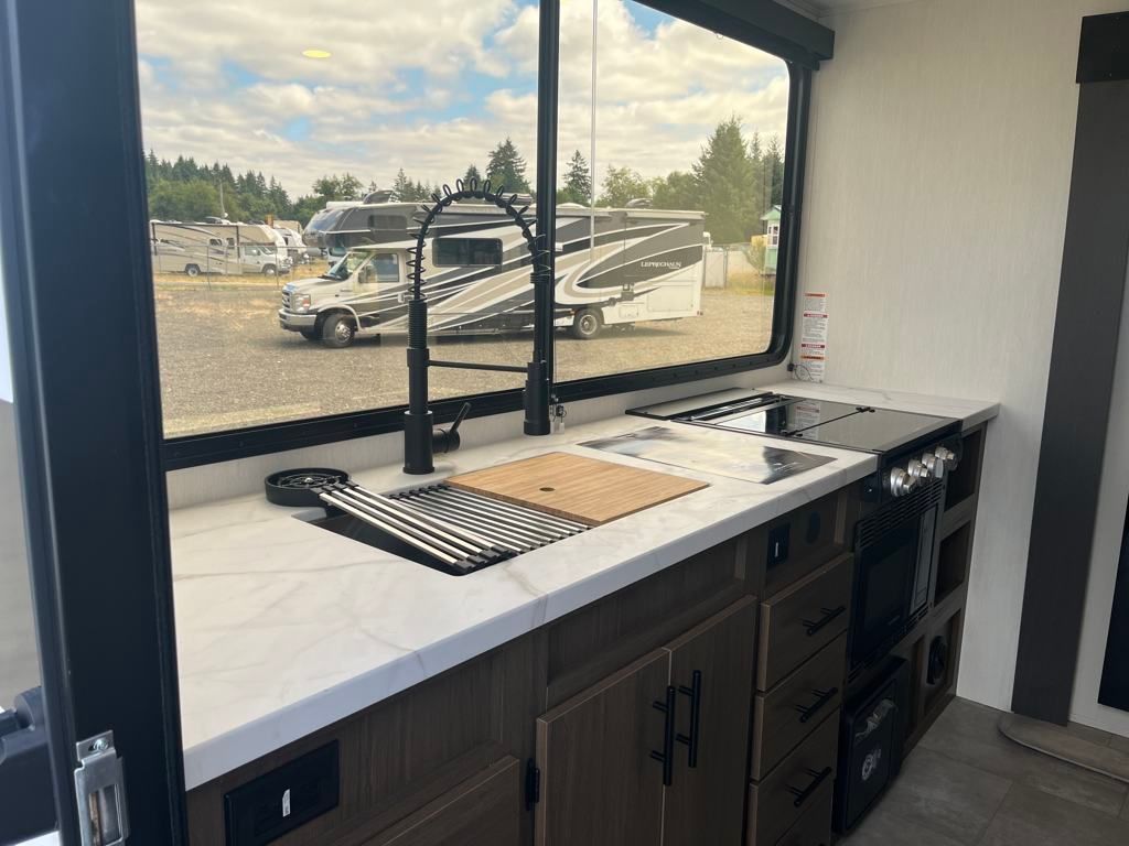 2026 Prime Time TRACER 235RK Travel Trailer