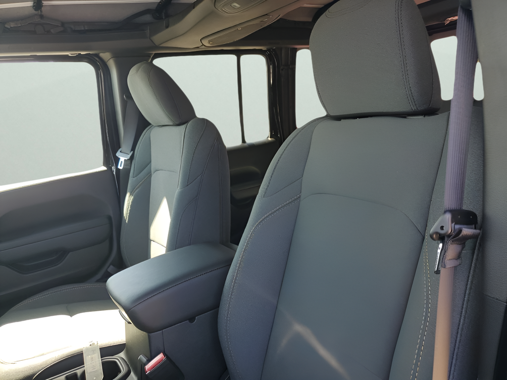 New Car 2025 Jeep Wrangler  For Sale Under $40,000 In Austin, Texas