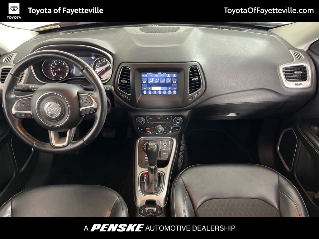 2017 Jeep Compass Latitude 17