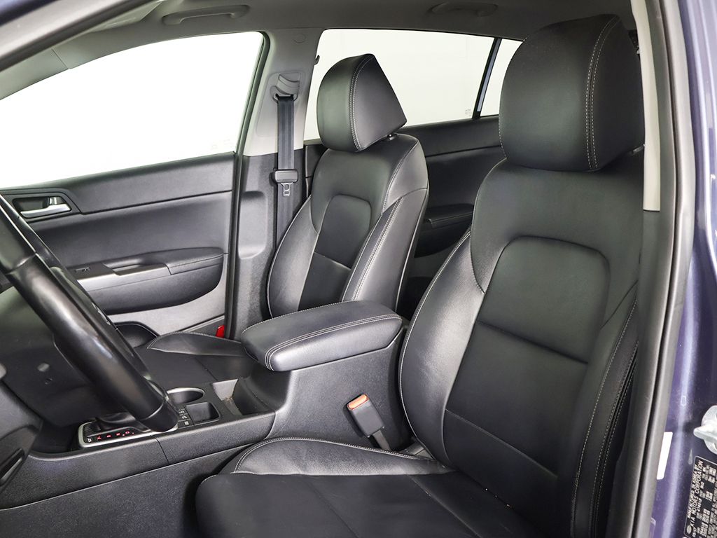 Used 2017 Blue Kia EX image 26