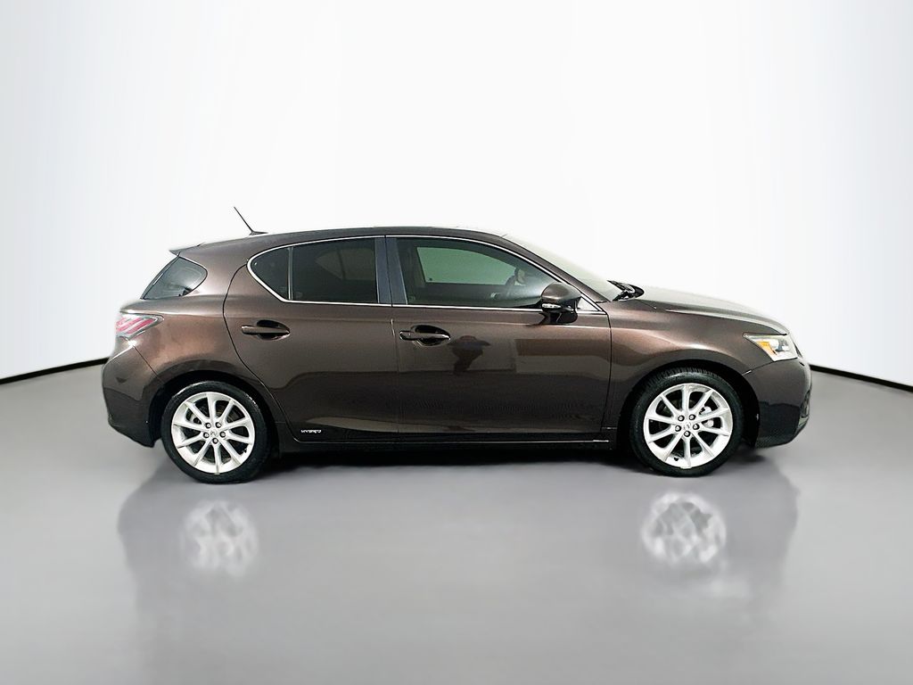 Thumbnail: 2011 Lexus CT - 4
