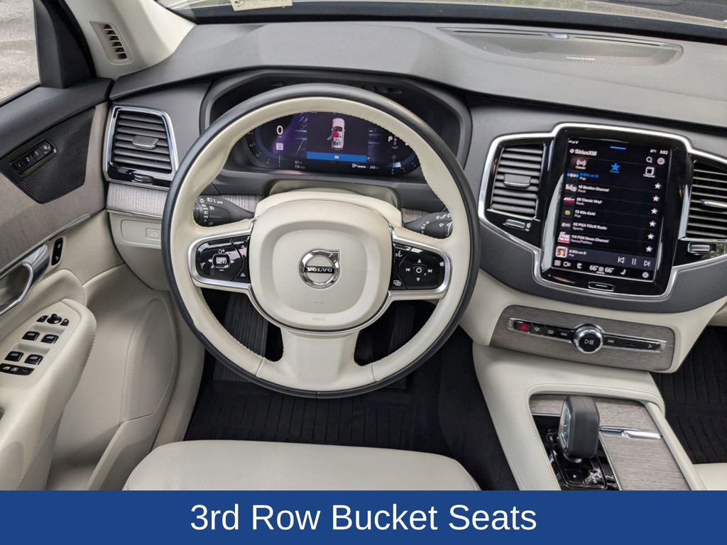 2023 Volvo XC90 B6 Plus 7-Seater