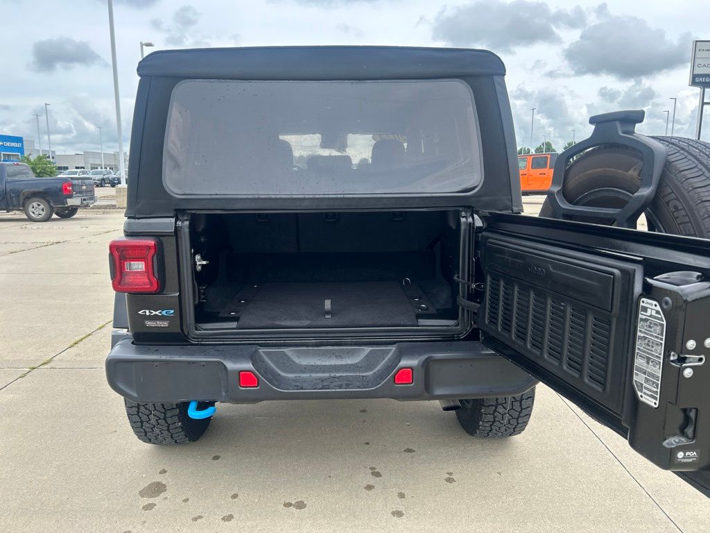 Used 2024 Jeep Wrangler SUV