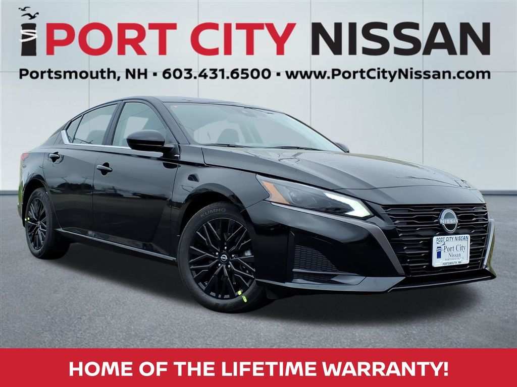 Super Black Clearcoat 2026 Nissan Altima 2.5 SV AWD Sedan All-Wheel Drive Continuously Variable Transmission