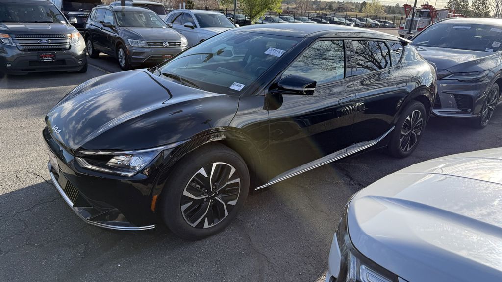 View vehicle photo 2