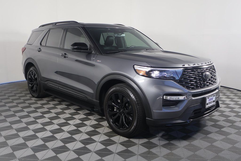 Thumbnail: 2022 Ford Explorer - 3