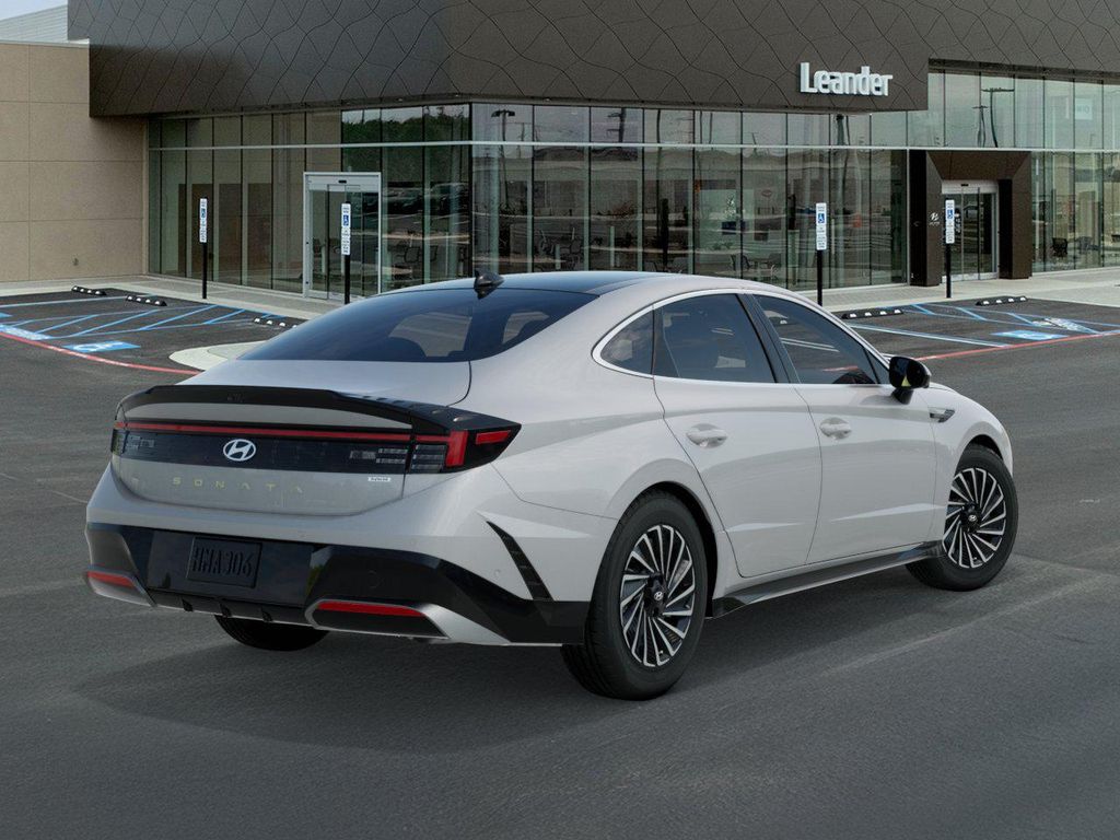 Thumbnail: 2026 Hyundai Sonata - 4