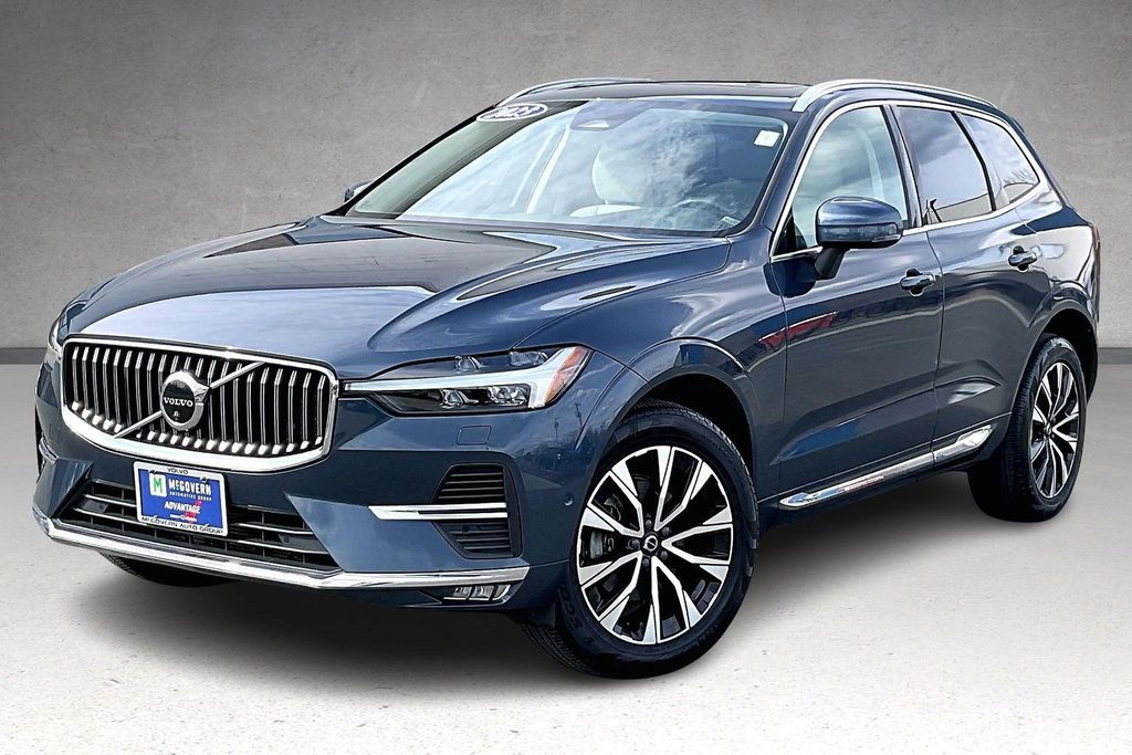 Denim Blue Metallic 2023 Volvo XC60 B5 Plus Bright Theme AWD SUV / Crossover All-Wheel Drive Automatic