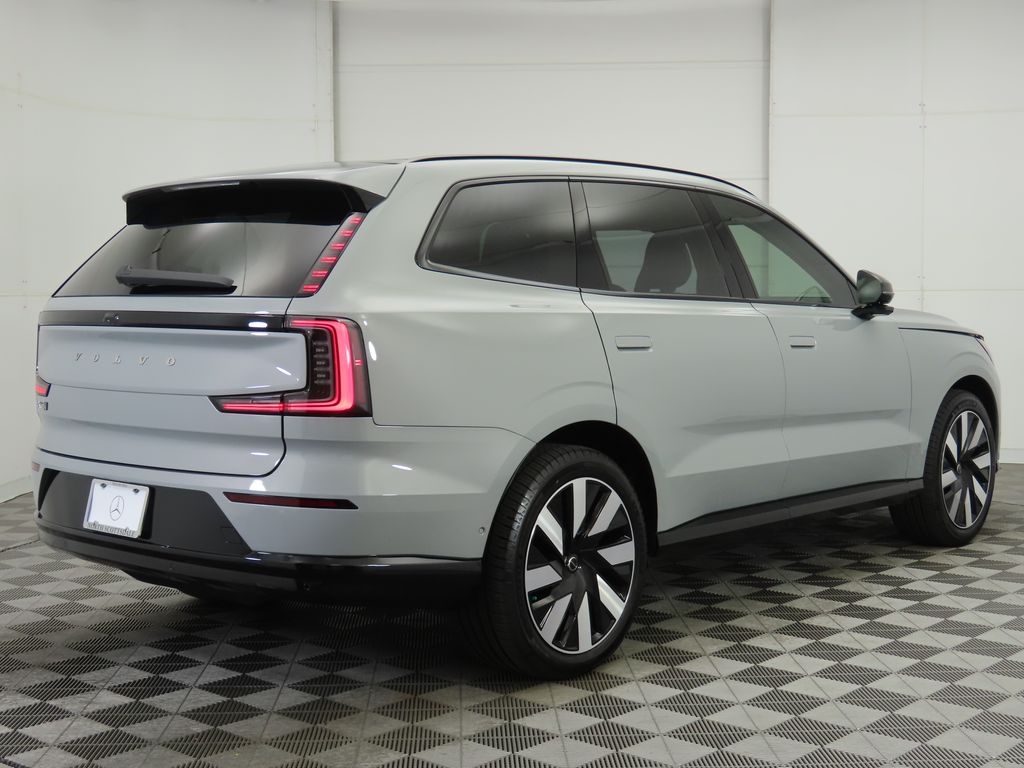 2025 Volvo EX90  5