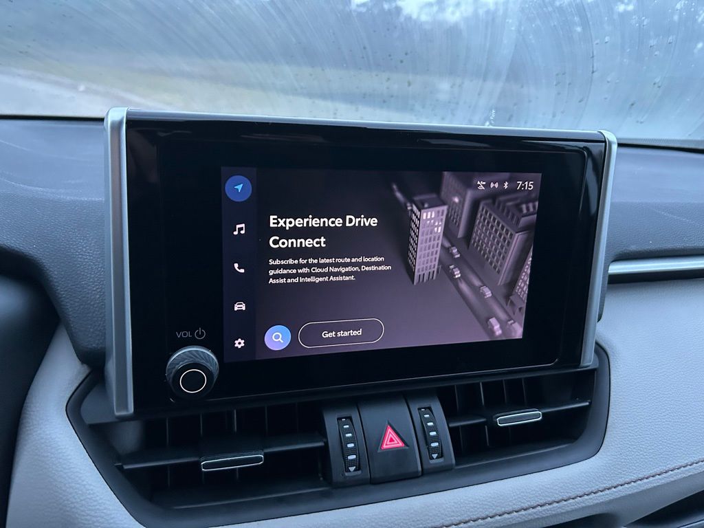 Thumbnail: 2023 Toyota RAV4 - 25