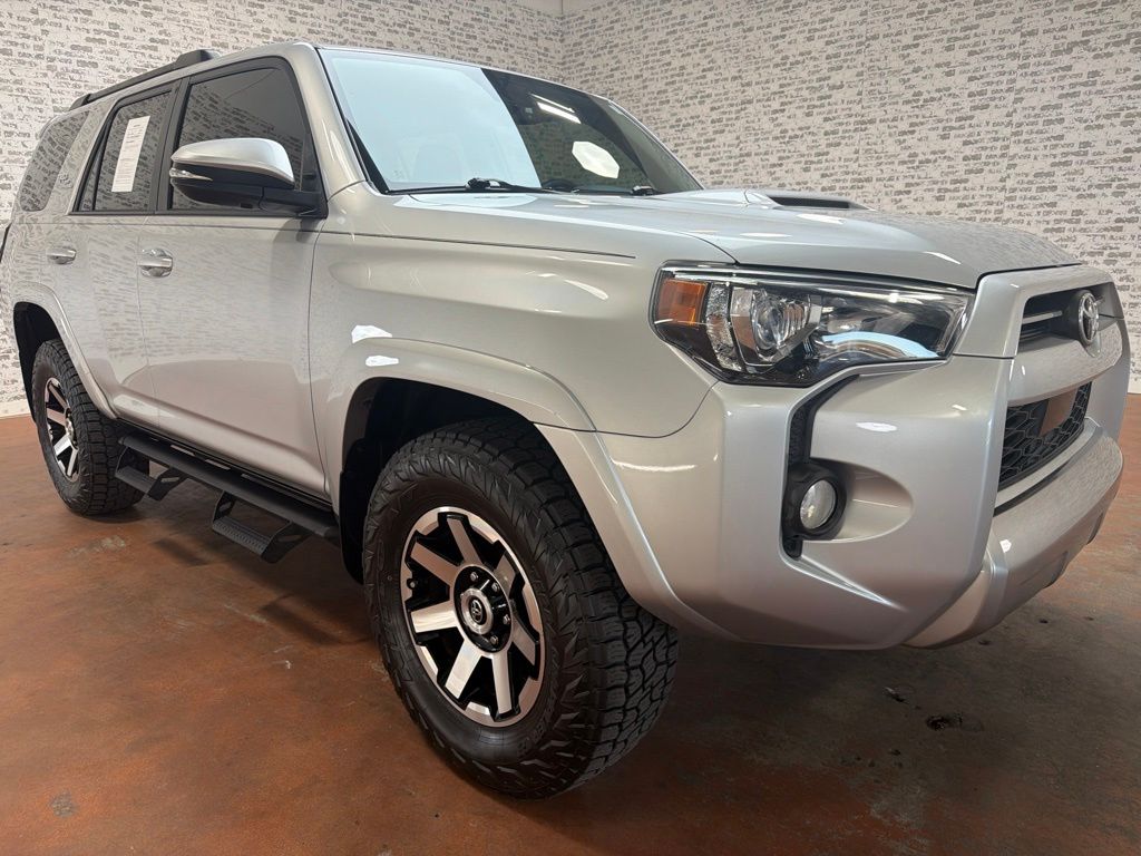 Classic Silver Metallic 2020 Toyota 4Runner SUV / Crossover Four-Wheel Drive 5-Speed Automatic Overdrive
