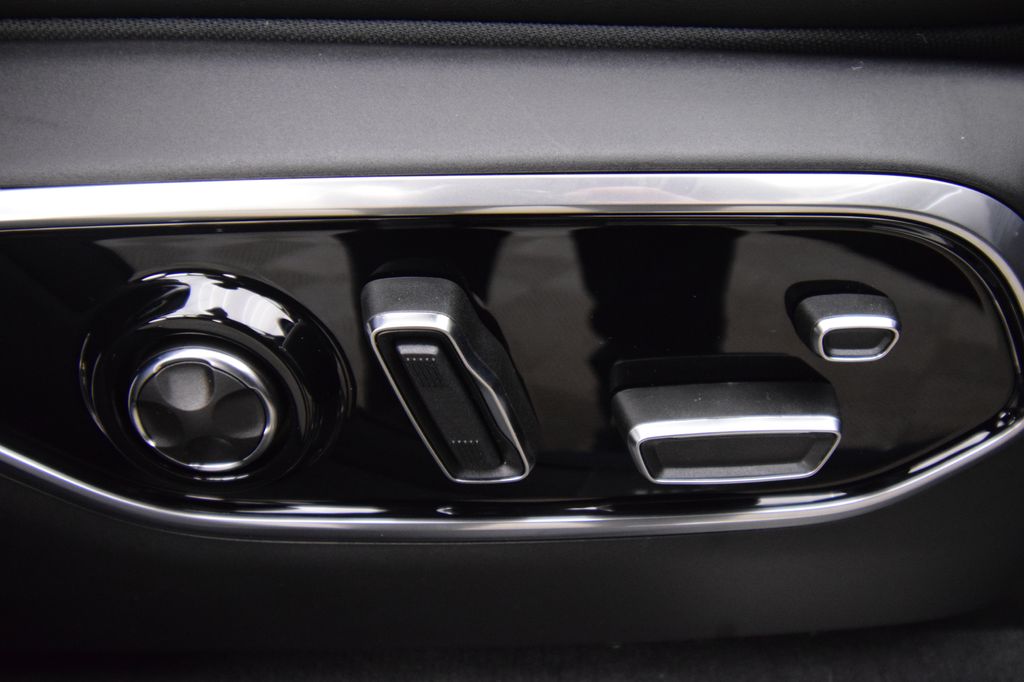 new 2026 Jeep Grand Cherokee L car, priced at $62,671