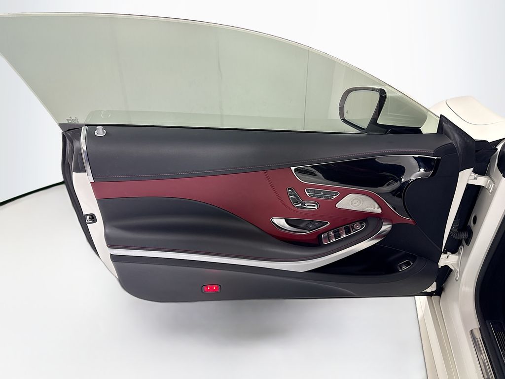 Thumbnail: 2016 Mercedes-Benz S-Class - 23