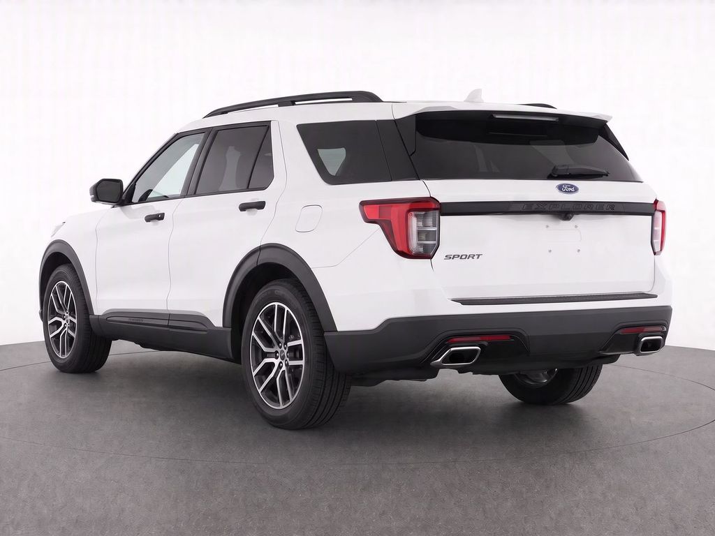 Used 2017 White Platinum Clearcoat Metallic Ford Sport image 4