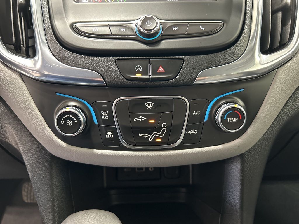 used 2023 Chevrolet Equinox car, priced at $20,966