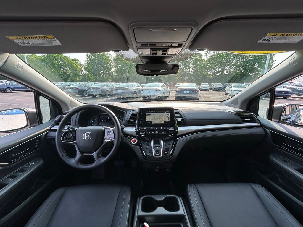 2024 Honda Odyssey Touring 12