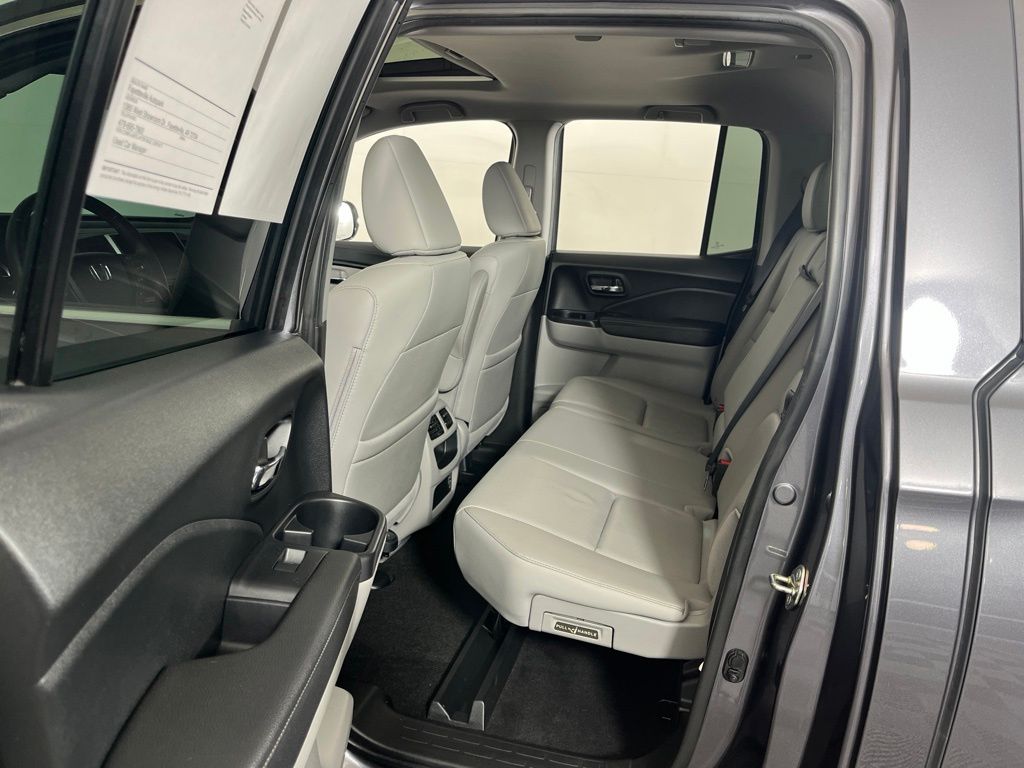 Thumbnail: 2020 Honda Ridgeline - 26