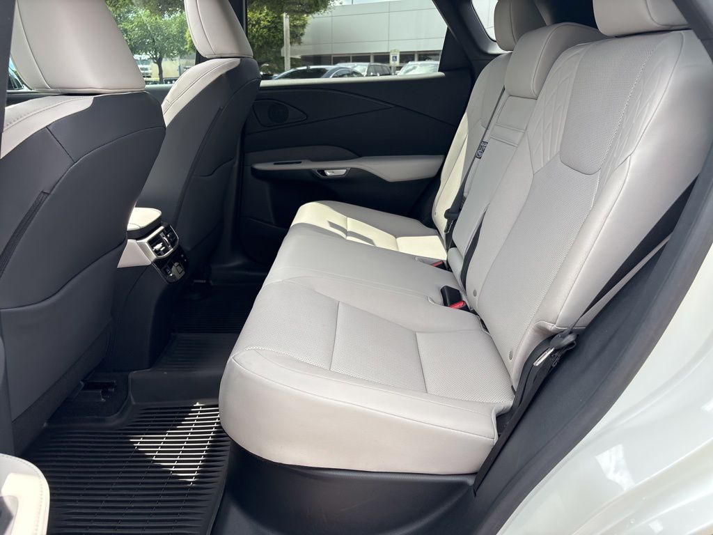 Thumbnail: 2023 Lexus RX - 22