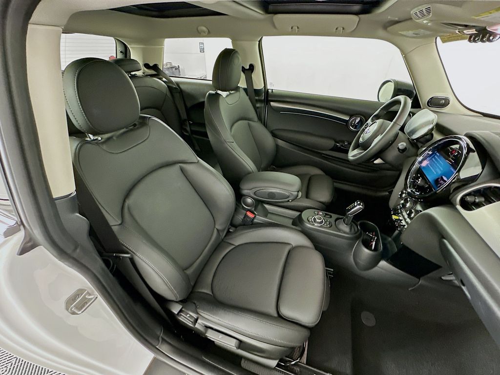 Thumbnail: 2024 MINI Cooper - 27