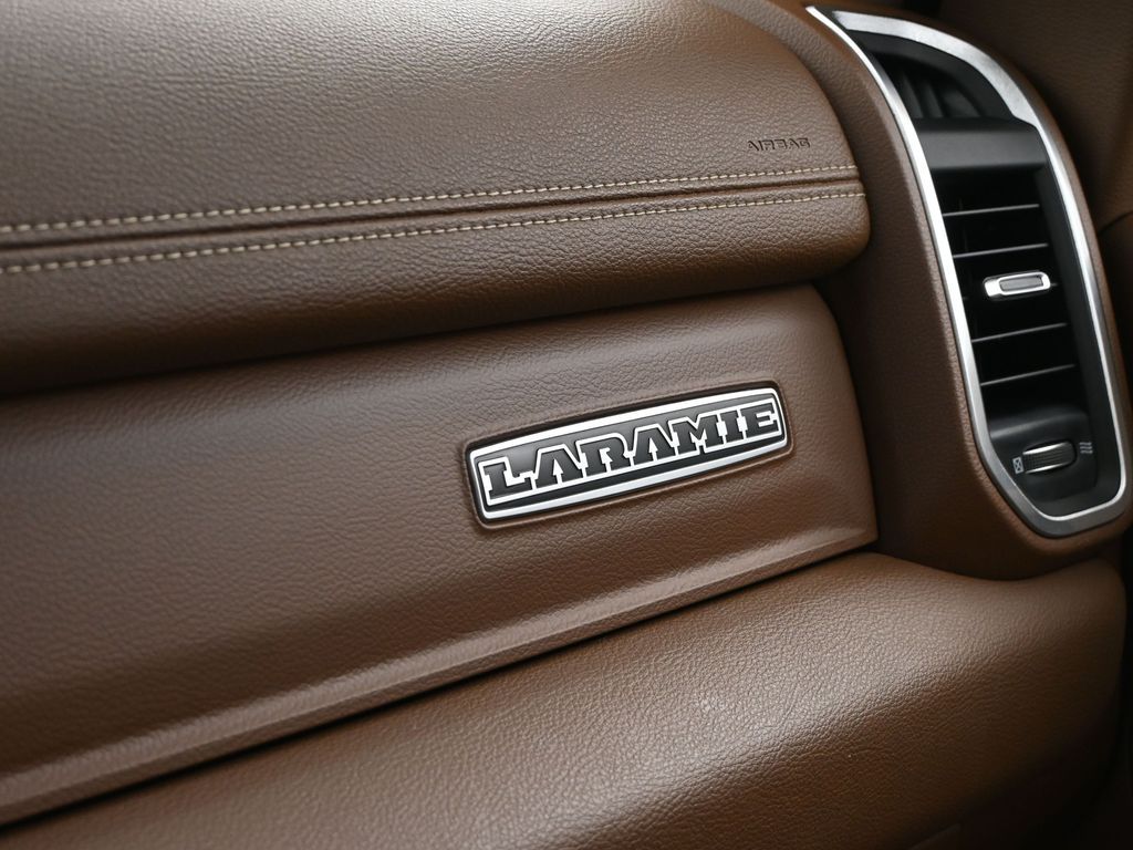 2019 Ram 2500 Laramie Crew Cab 4x4 6'4" Box