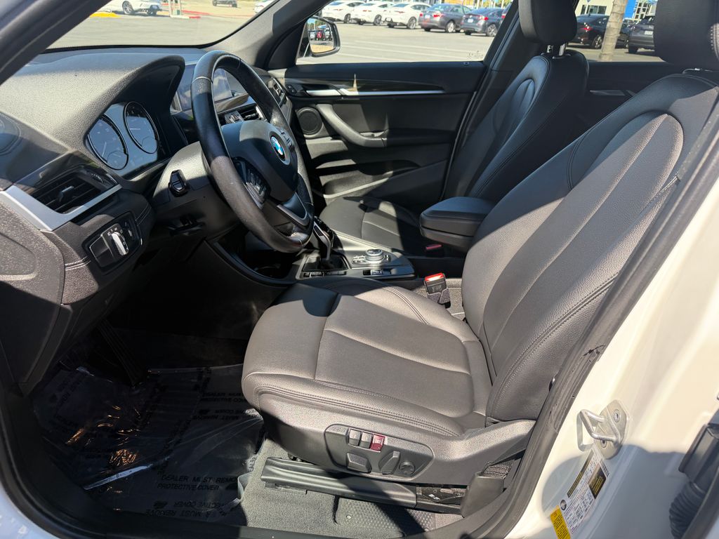 Thumbnail: 2021 BMW X1 - 14