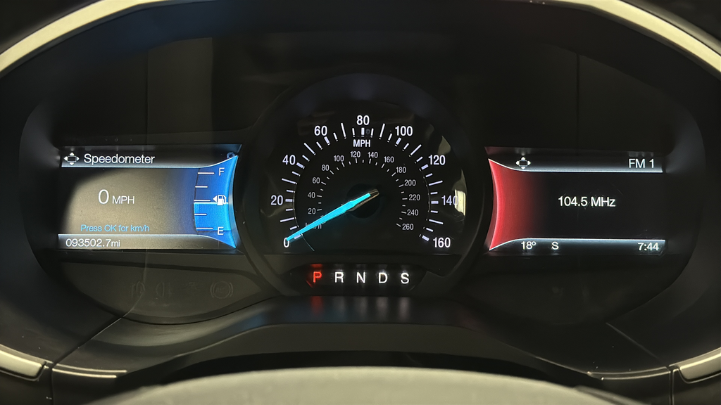 Used 2018 Shadow Black Ford SEL image 17