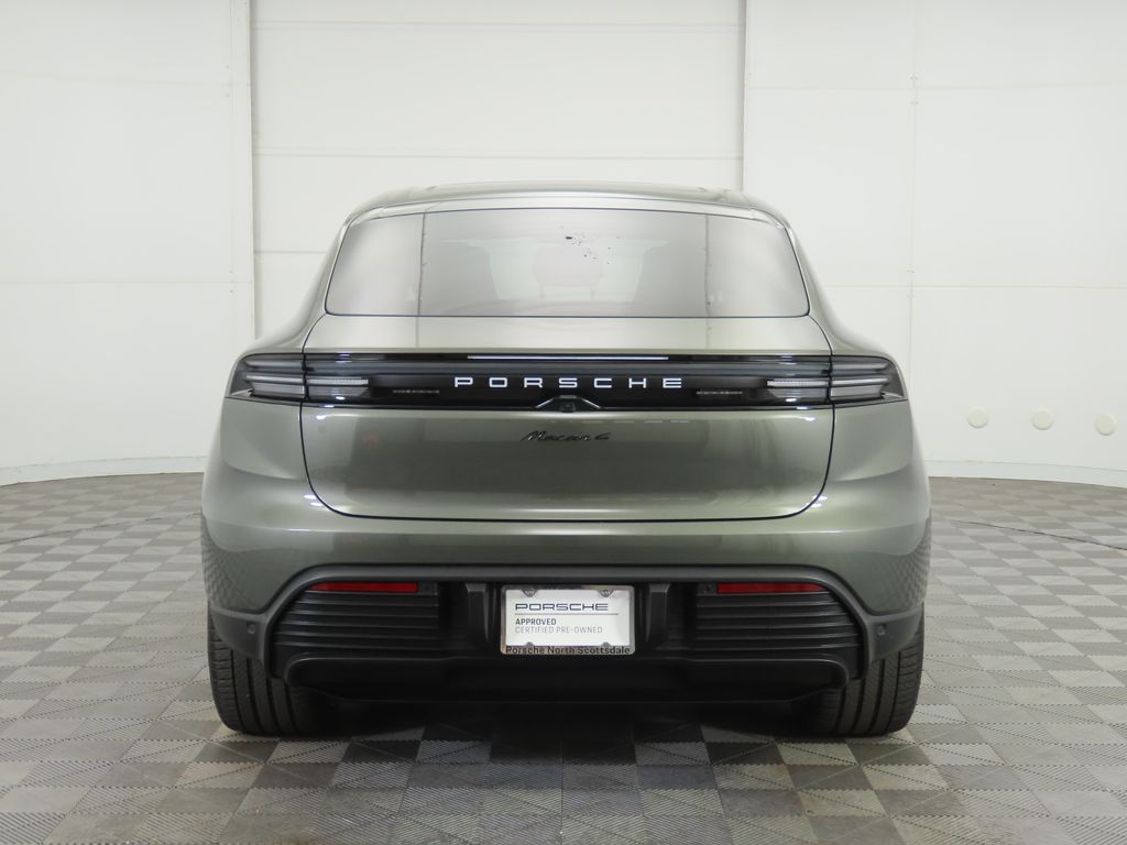 2024 Porsche Macan T 6